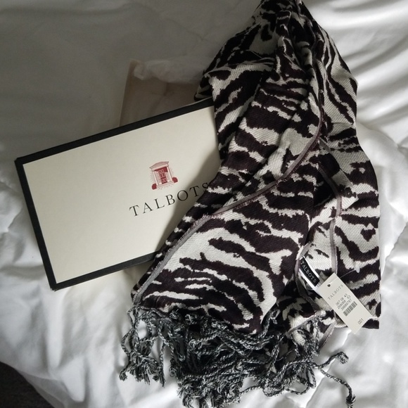 Talbots scarf - Picture 2 of 2